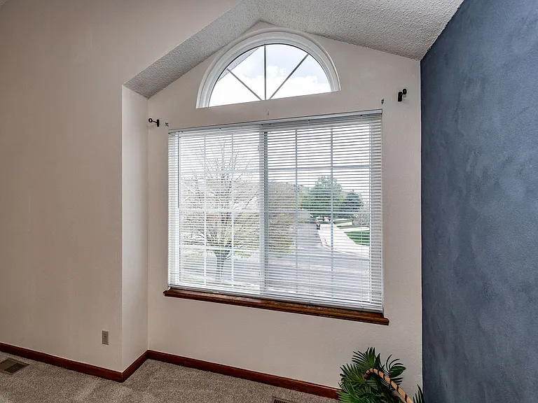 6930 Native Cir — Photo 30