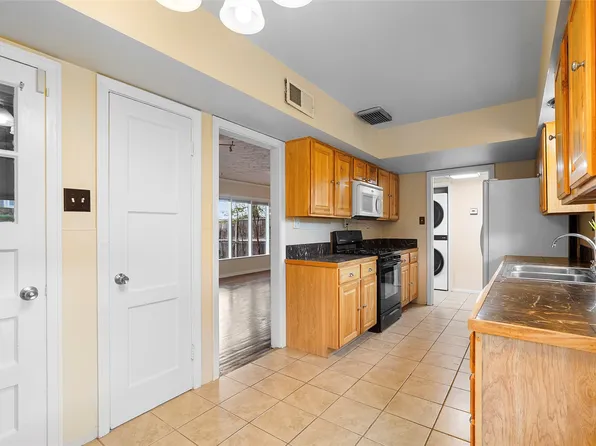 2122 41st St APT B, Los Alamos, NM 87544