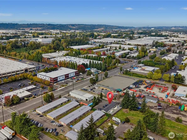21902 84th Avenue S, Kent, WA 98032
