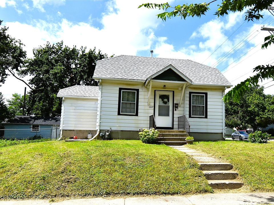 1st image of 1227 Carroll Ave