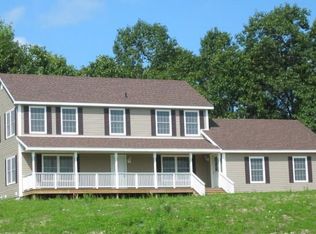 12 Chipmunk Rd, Kennebunk, ME 04043