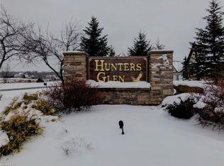 7473 Hunters Glen Ln, Seville, OH 44273