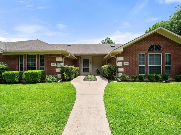 1209 W 3rd Ave, Corsicana, TX 75110