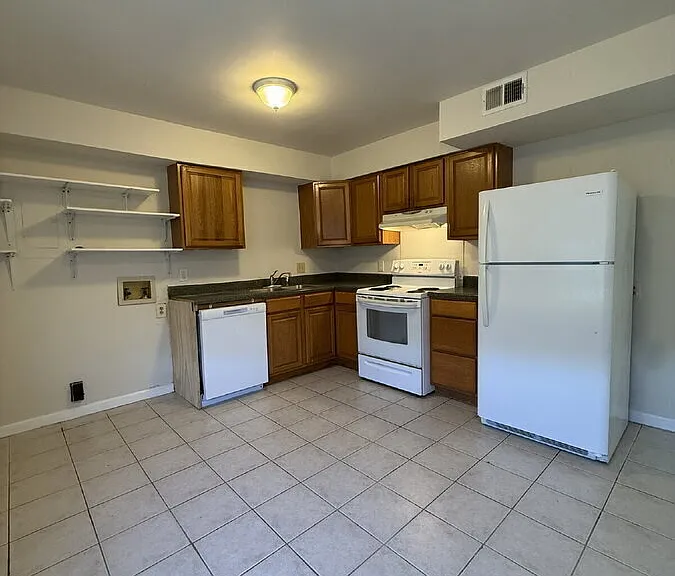 115 Woodhouse Ln #A — Photo 13