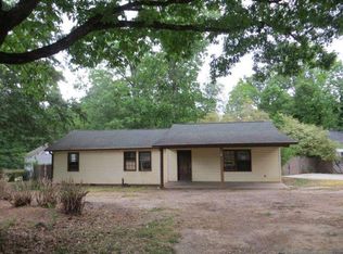 502 Hanes Dr, Forest Park, GA 30297
