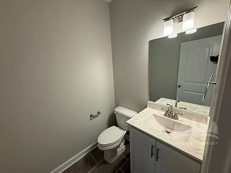 480 Maple St — Photo 9