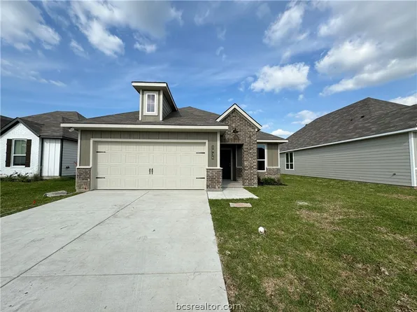 1936 Chief St, Bryan, TX 77807