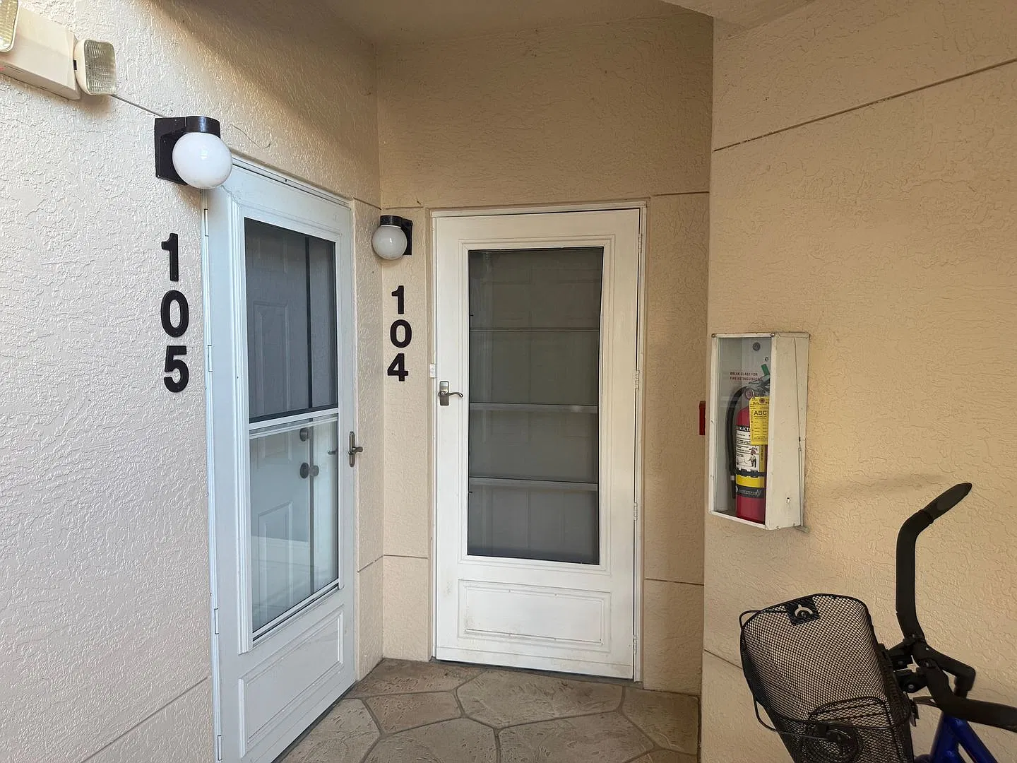 1136 Bald Eagle Dr — Photo 2