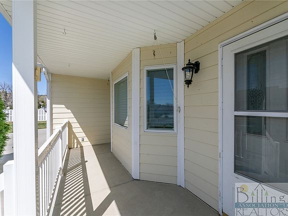 3rd image of 2125 Wyndham Park Dr