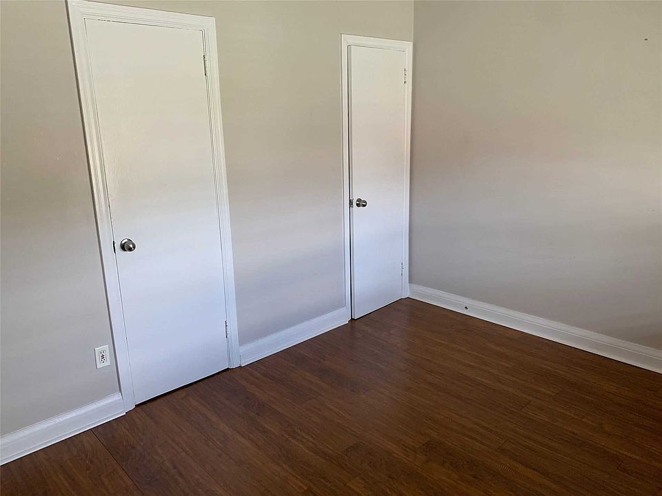 2nd image of 35 Lamont Ave
