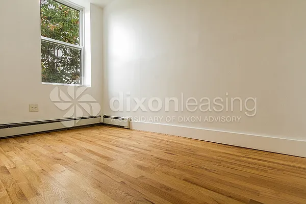 Rented by Dixon Advisory USA Inc. | media 29