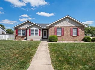 104 Jessica Dr, Saint Jacob, IL 62281
