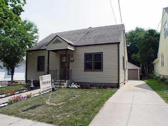 1st image of 816 19th St S