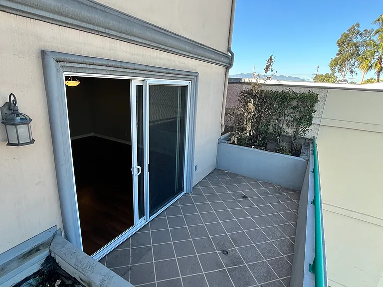 Colorado Plaza — Photo 6