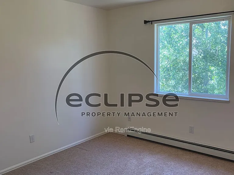 497 Coronado Ct #D — Photo 11