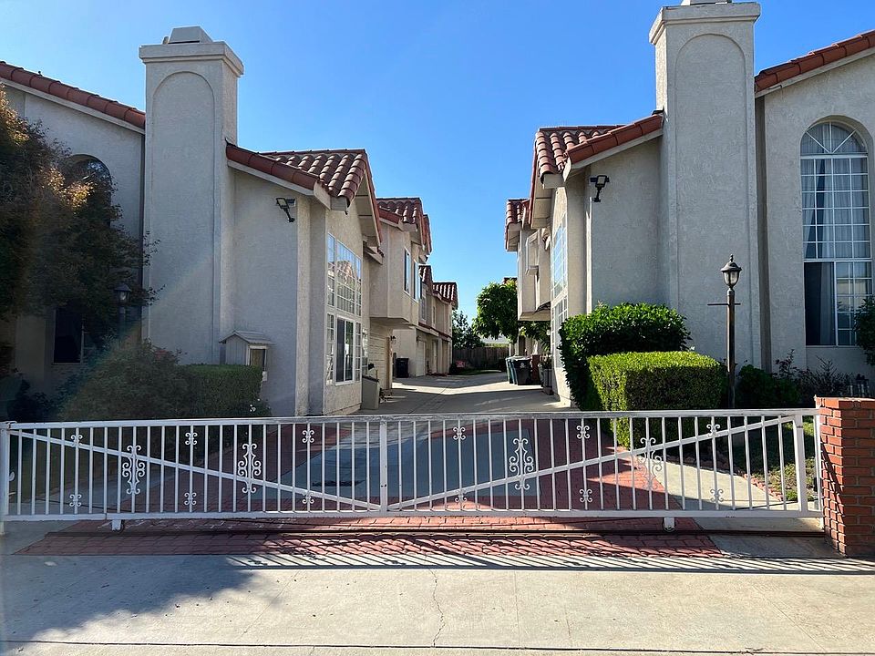 1st image of 411 S Marguerita Ave