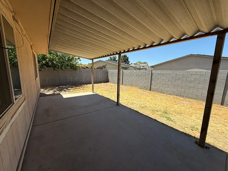 8318 W Fairmount Ave — Photo 16