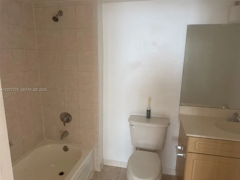 102 SW 6th Ave #501 — Photo 7