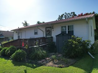 25 S Center St, Potts Camp, MS 38659