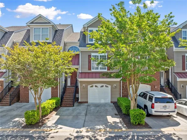 4541 Leamore Square Rd, Virginia Beach, VA 23462