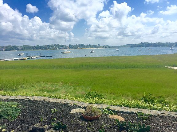 front  yard bay view