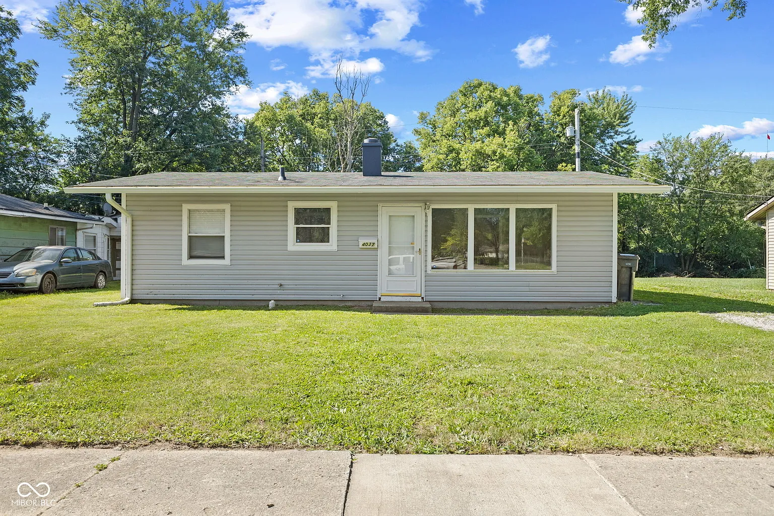 4037 Red Bird Dr photo 1