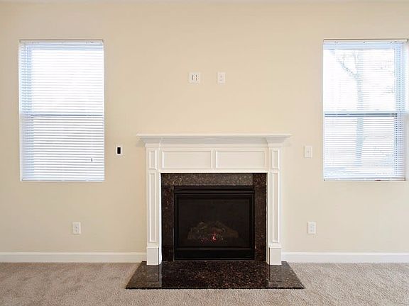 5th image of 212 Stowe Creek Ln