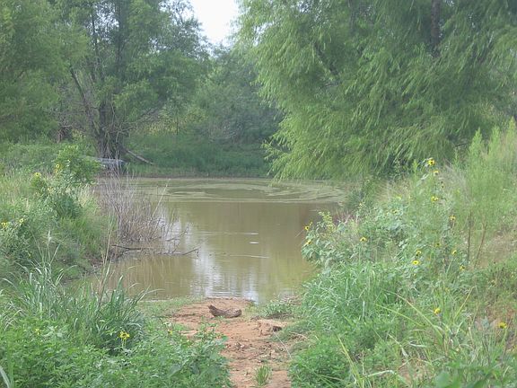 2nd image of 1062 County Road 122
