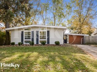2860 Holiday Hl, Florissant, MO 63033