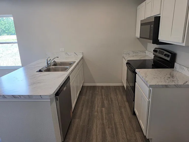 217 Stoney Rdg — Photo 4