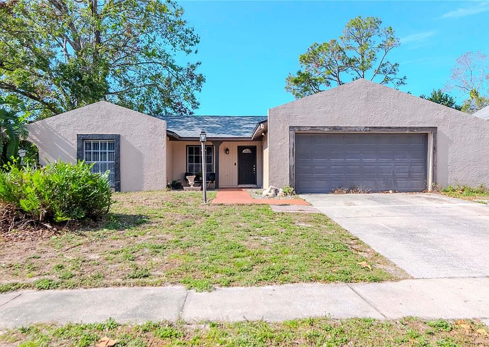 1st image of 7028 Oakview Cir