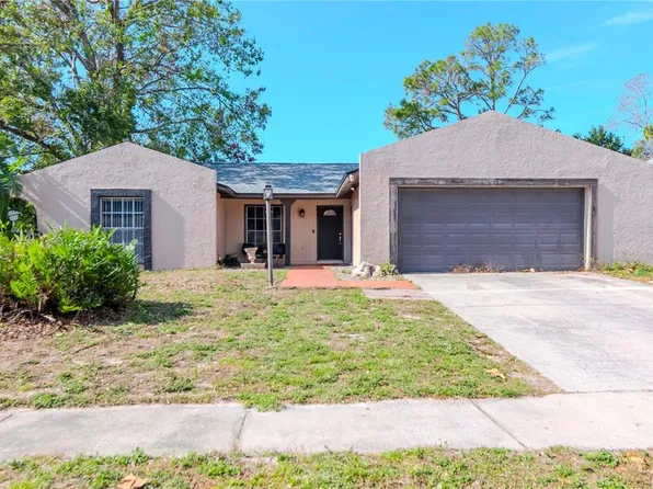 7028 Oakview Cir, Tampa, FL 33634