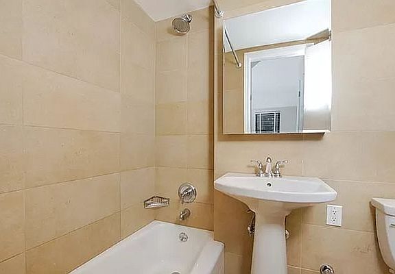 4th image of 320 E 58th St APT 5J