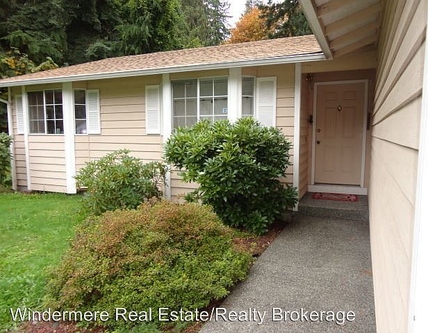 1st image of 8128 36th Ave NE