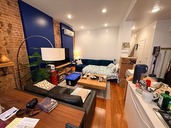 3rd image of 1360 Prospect Pl #1