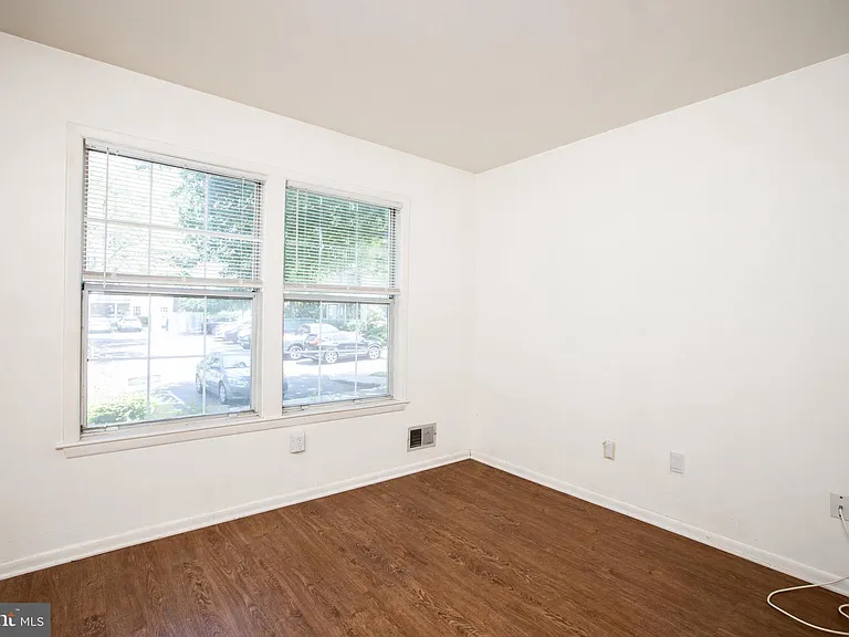 103 Claridge Ct #3 — Photo 16