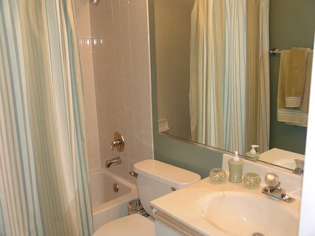 209 Wilton Ln — Photo 12