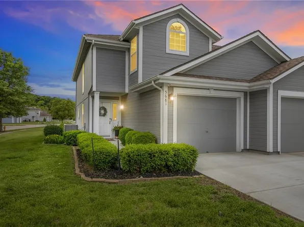 5681 NW Plantation Ln, Lees Summit, MO 64064
