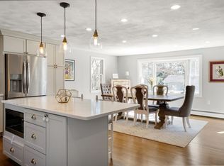 11 Sweet Grass Ln, Holliston, MA 01746