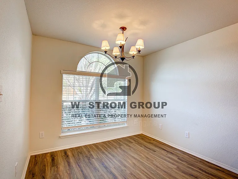 10904 Rising Mist Ct — Photo 15