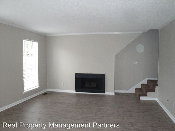 3rd image of 2521 Hawksbury Ln