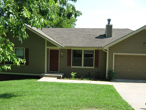 3305 N Tracy Ave Photo 1