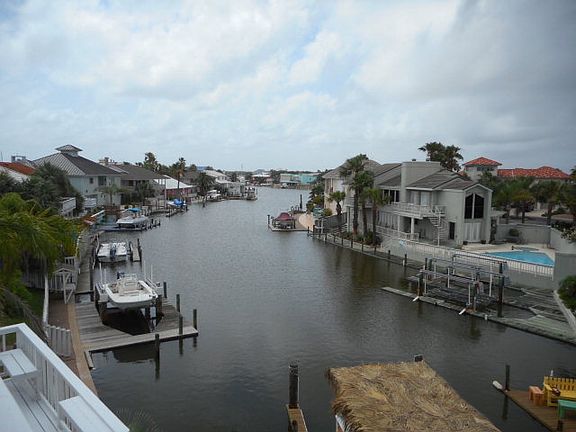 5th image of 39 Blue Heron Dr