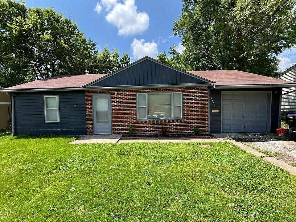 front yard with flower bed