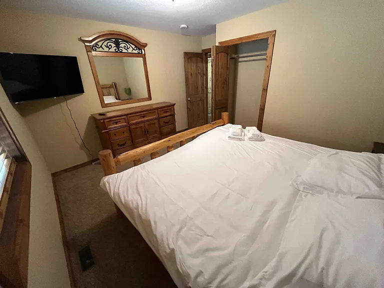 511 N Aspen St — Photo 23