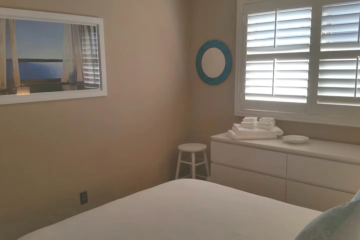 4 bed, 1642 sqft, $8,750 — Photo 3