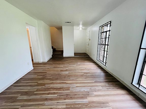 5th image of 6981 Chasewood Dr