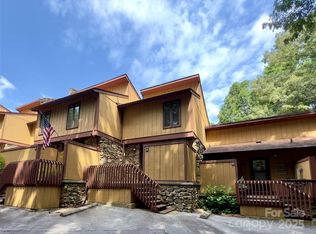 122 Colony Dr, Arden, NC 28704