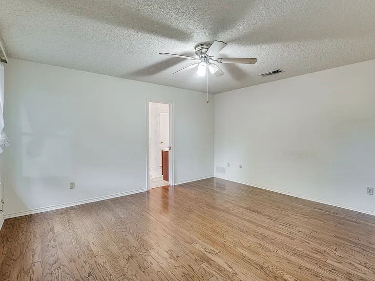 2719 Sunrise Dr — Photo 12