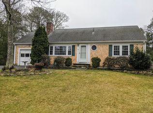 75 Pine View Dr, Cotuit, MA 02635